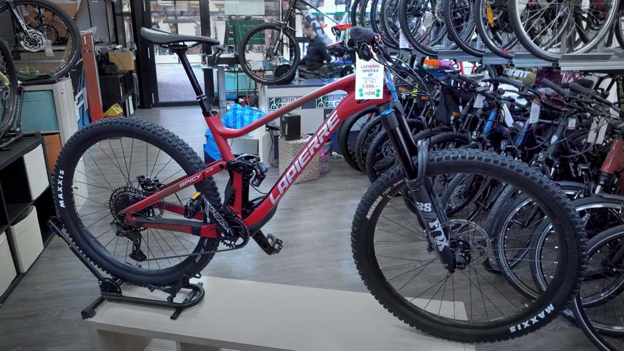 E Bike Lapierre Spicy 6.9 CF Fully Carbon-Mountainbike Fox 38 Float Performance Boost