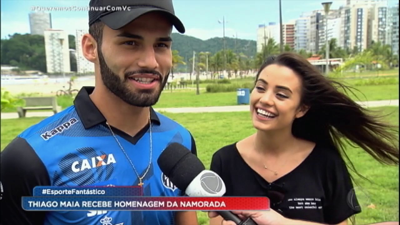 Thiago Maia, do Santos, recebeu uma música exclusiva da namorada Isadora Pompeu
