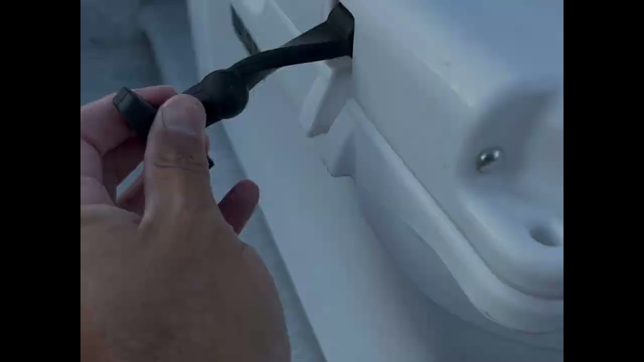 Переделка холодильника Yeti в дрифтовой лодке Clackacraft