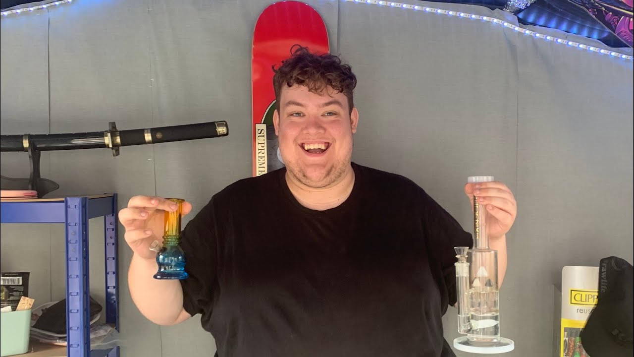 $1 vs $100 Bong