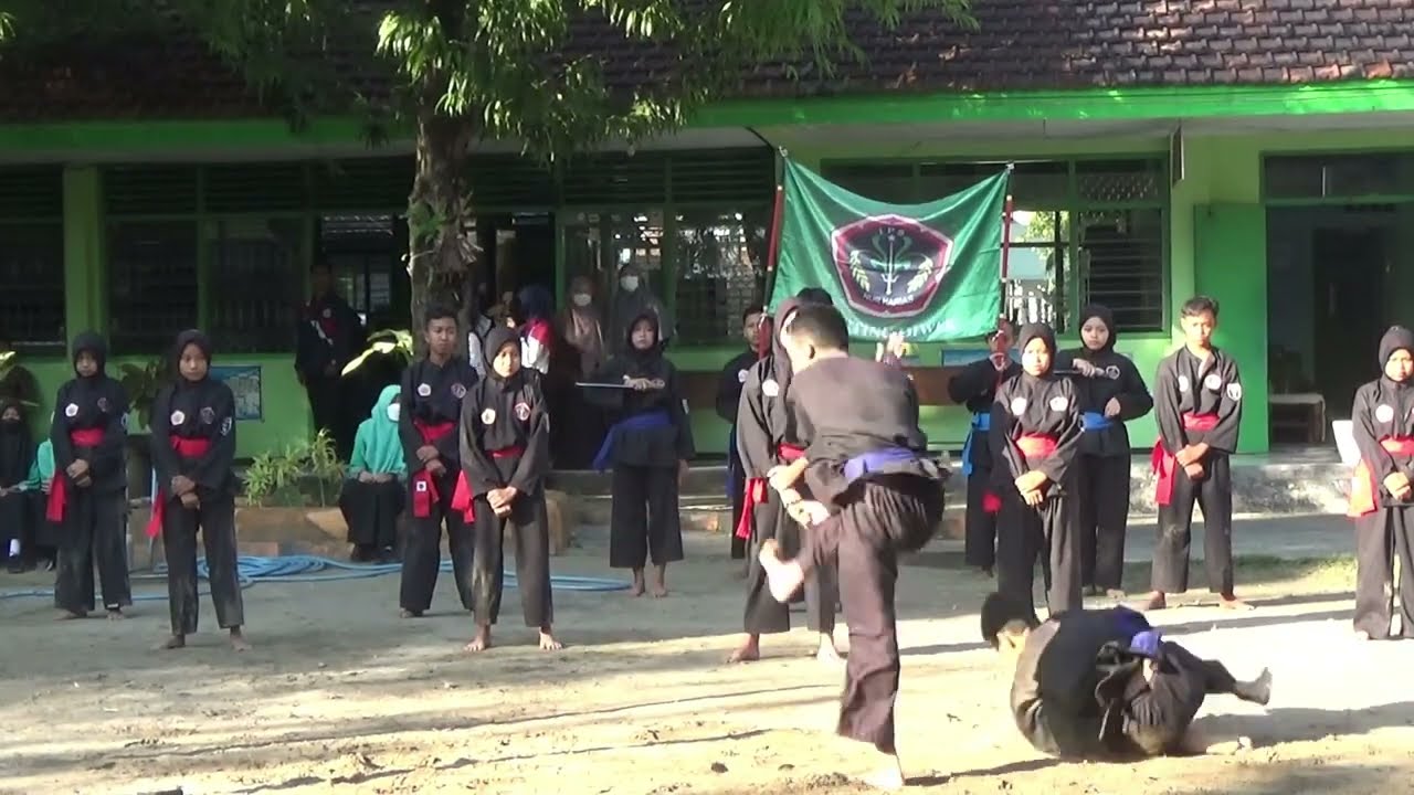 Penampilan Ekstrakurikuler SMP Negeri 1 Diwek Tahun Pelajaran 2022/2023