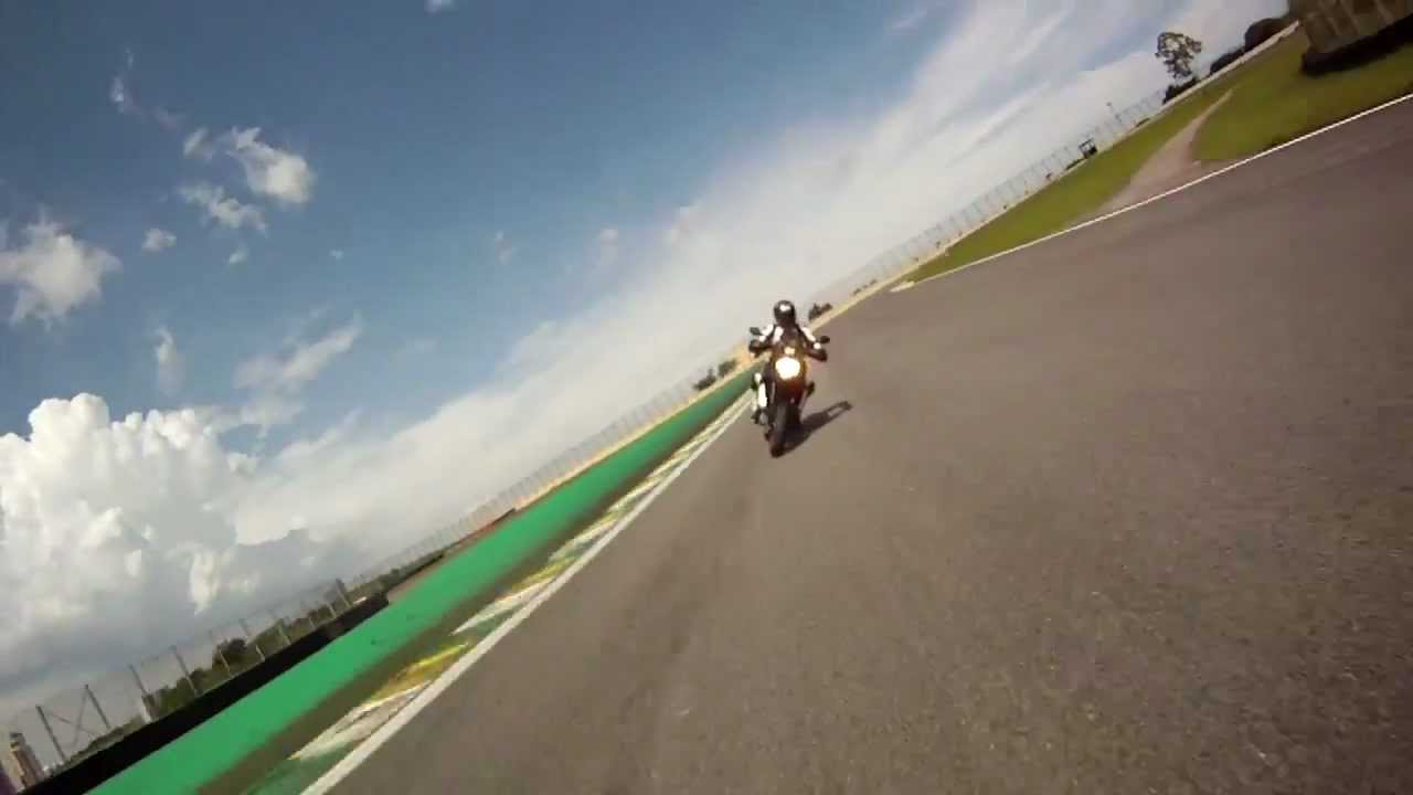 TrackDay Interlagos 19.02.2012 FZ1 bateria 6