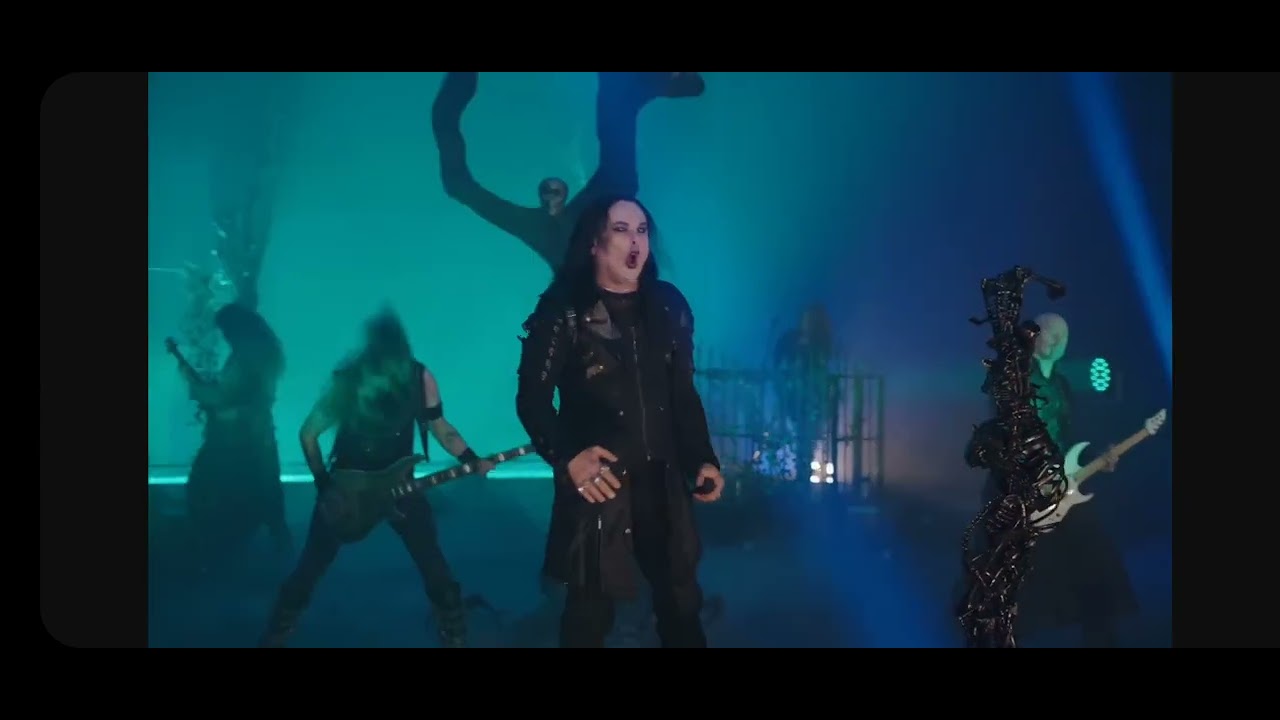 Cradle Of Filth - Heaven Torn Asunder