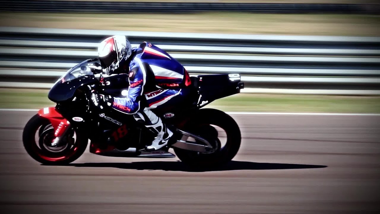 La moto è la mia vita - Racebooking.net 2013 Trailer