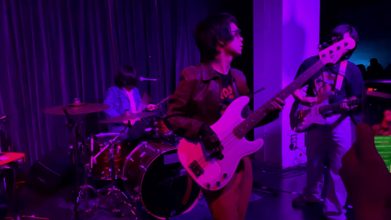 Hey Barbara - IV of Spades (Live in LA) @ Noypitz Bar