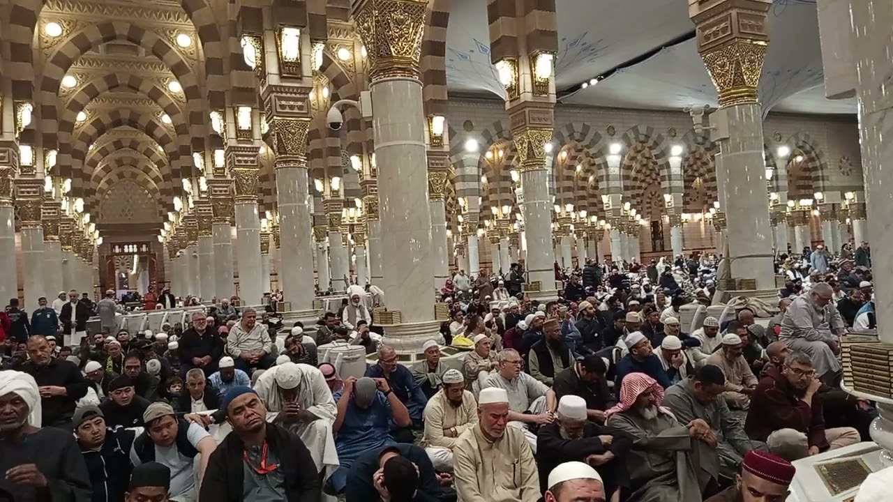adzan subuh madinah #viralvideo #adzan #sedih #madinah #nabawimosque