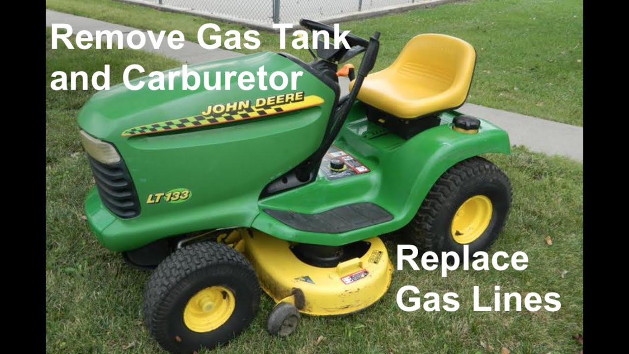 John Deere LT 133: снятие бензобака и карбюратора, замена топливопроводов и фильтра