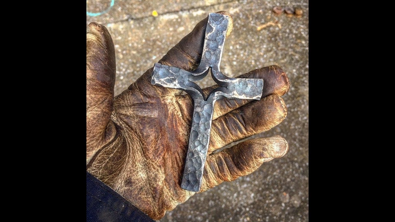 Beginner Blacksmithing Project: The Split Cross