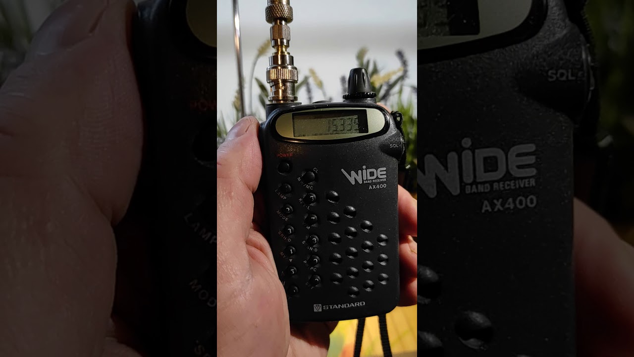 AOR AR8000 vs Standard AX400 HF-band