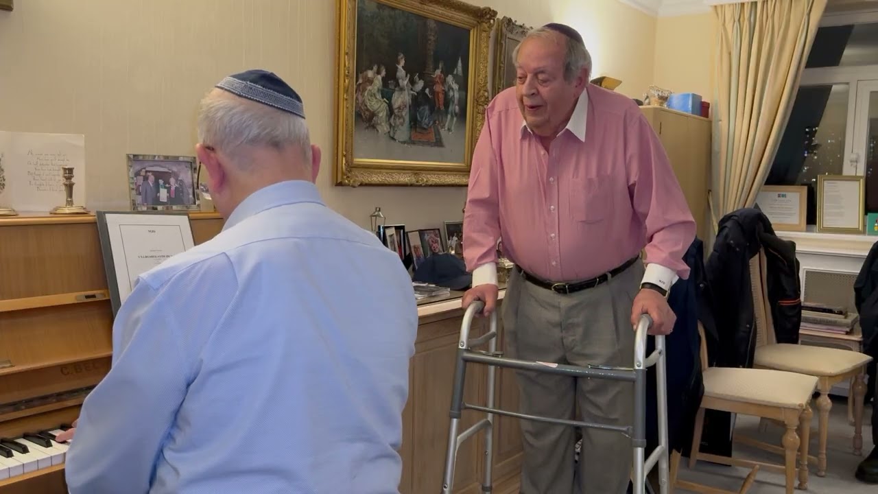 Musical evening at Cantor Moshe Dubiner residence 