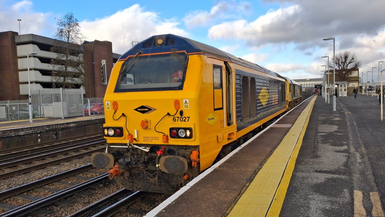 Trains at Eastleigh 11/12/25.