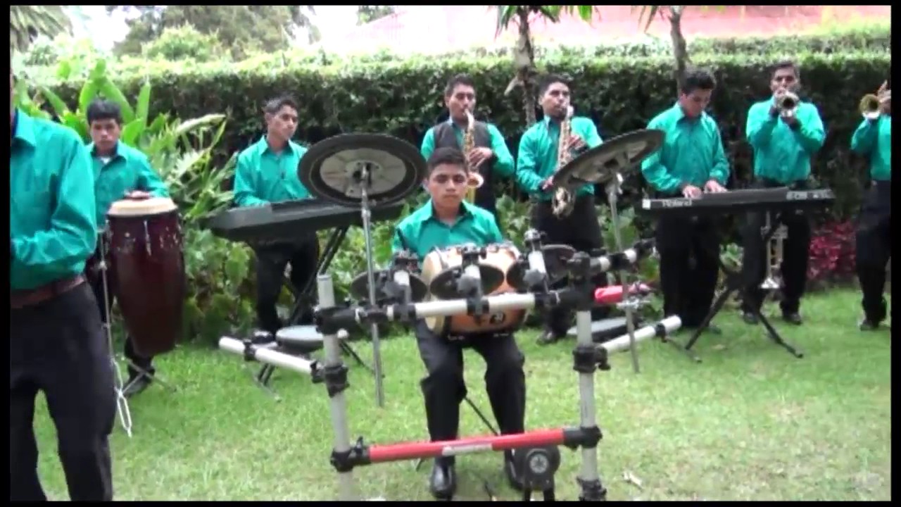 Ministerio de alabanza Apocalipsis Video Clip, Vol: 1///No hay Dios tan grande