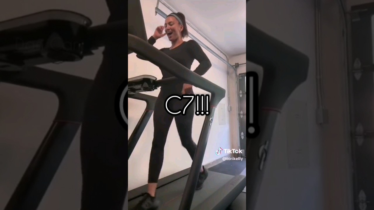Tori Kelly - New C7 WHISTLE and more insane vocals on a treadmill!!! #music #singer #newmusic