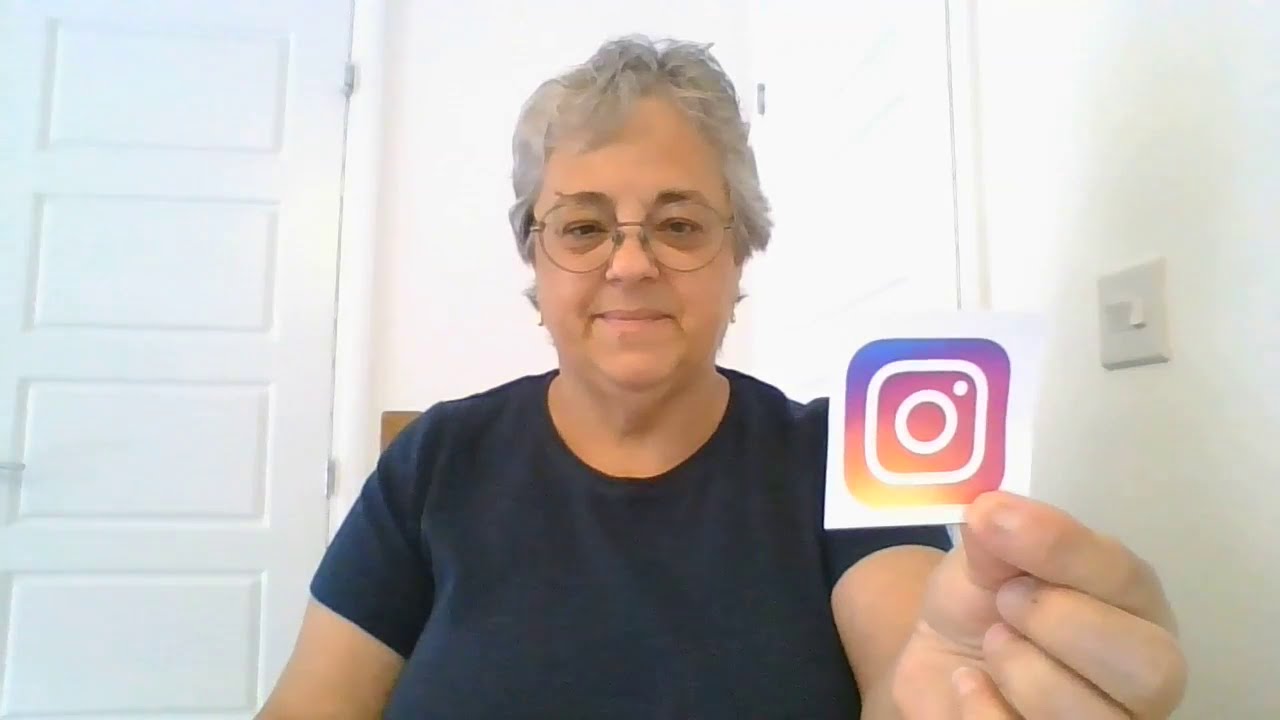 British Sign Language (BSL) social media and digital signs