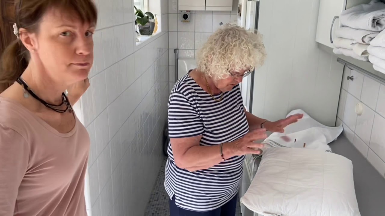 Ta bort fläckar av foundation, läppstift och vin på textil