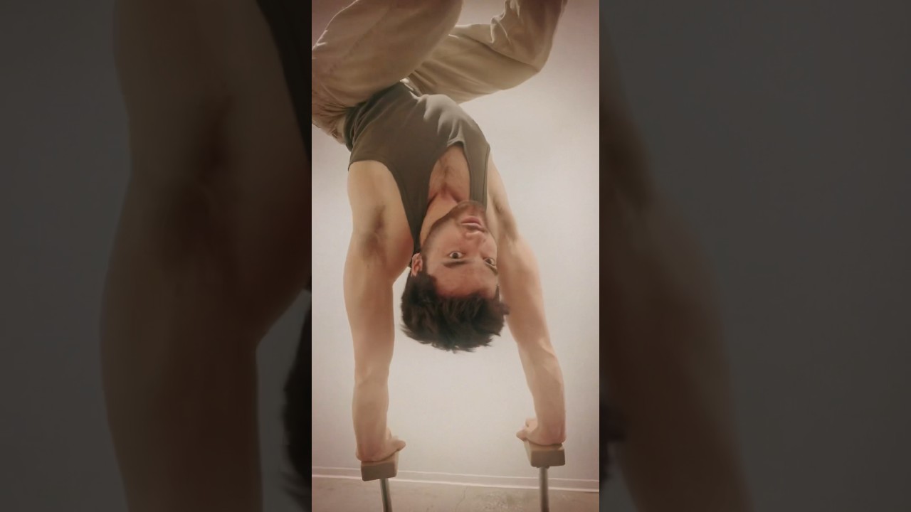 A moment in our circus studios ✨ #shorts #circus #circusvideo #handstand #onearmhandstand #cirque