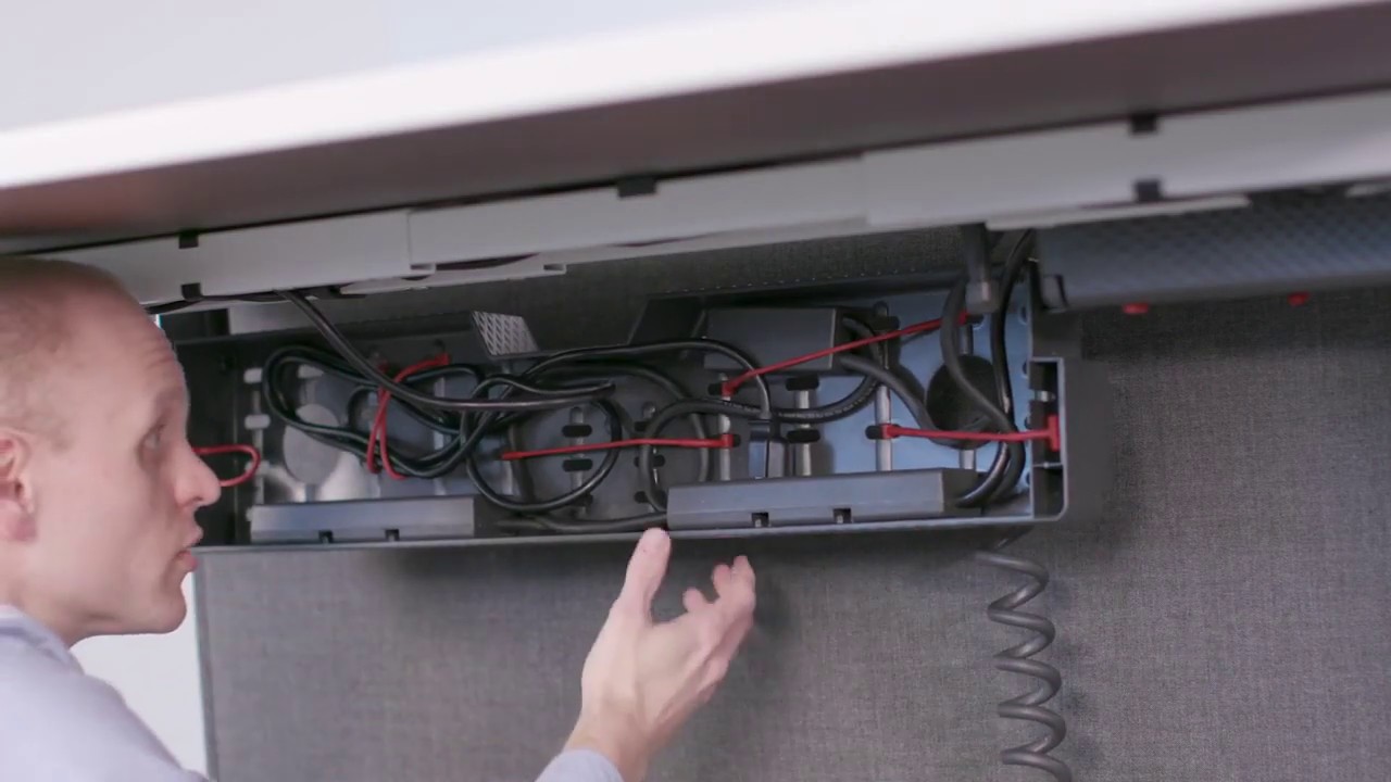 Steelcase Universal Cable Management