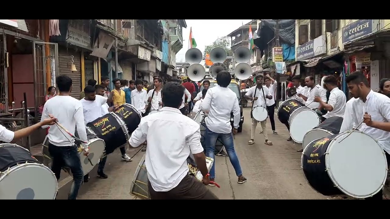 Nashik Dhol | Jallos Dhol Pathak | श्रीमंत राजाचा आगमन सोहळा नाशिक | With Banjo | 2022 / 9011234589