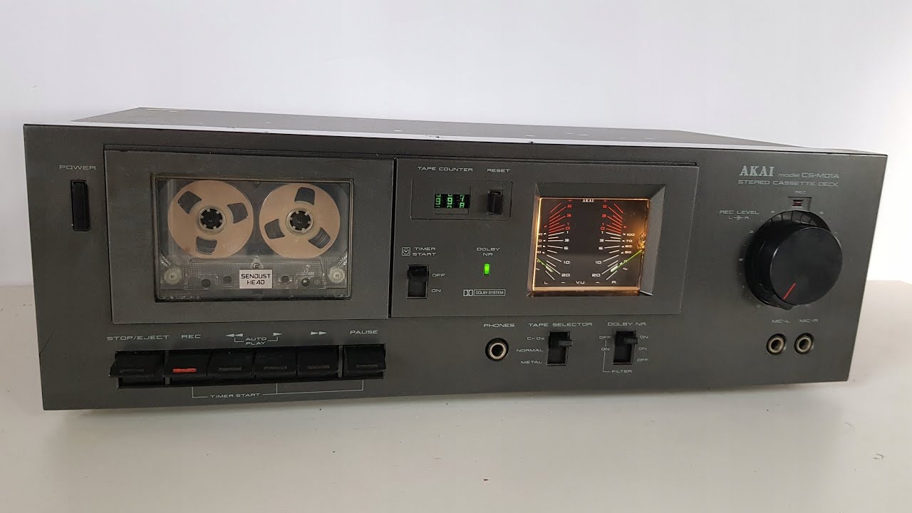 AKAI CS-M01A. Её нутро .Часть 1.