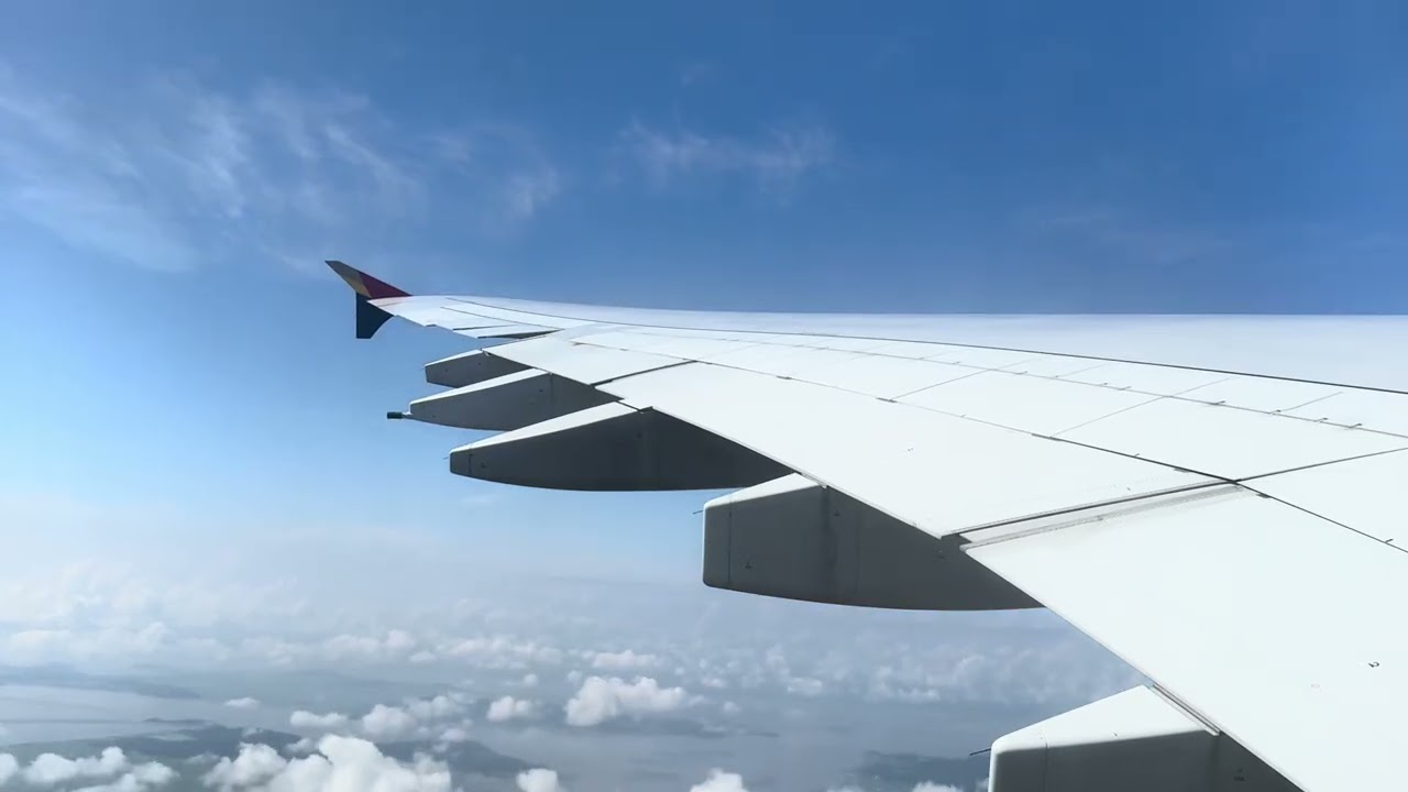 Asiana Airlines A380 taking off from Seoul-Incheon (ICN)