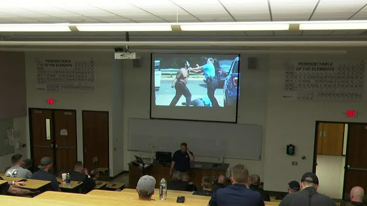 Jackson County Sheriff&rsquo;s Office taps expert for de-escalation, crisis intervention training
