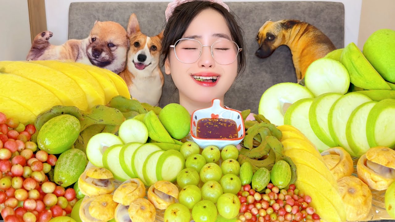 Thử Thách Ăn Nhiều Loại Quả Chua Chấm Muối Ớt Và Nước Chấm Thần Thánh Siêu Cay| Me Non,Nhót Bao Tử