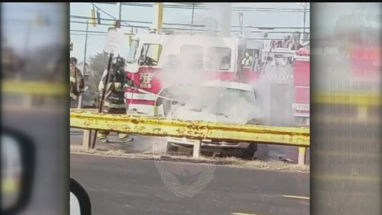 Firefighters extinguish car fire at Niles gas station
