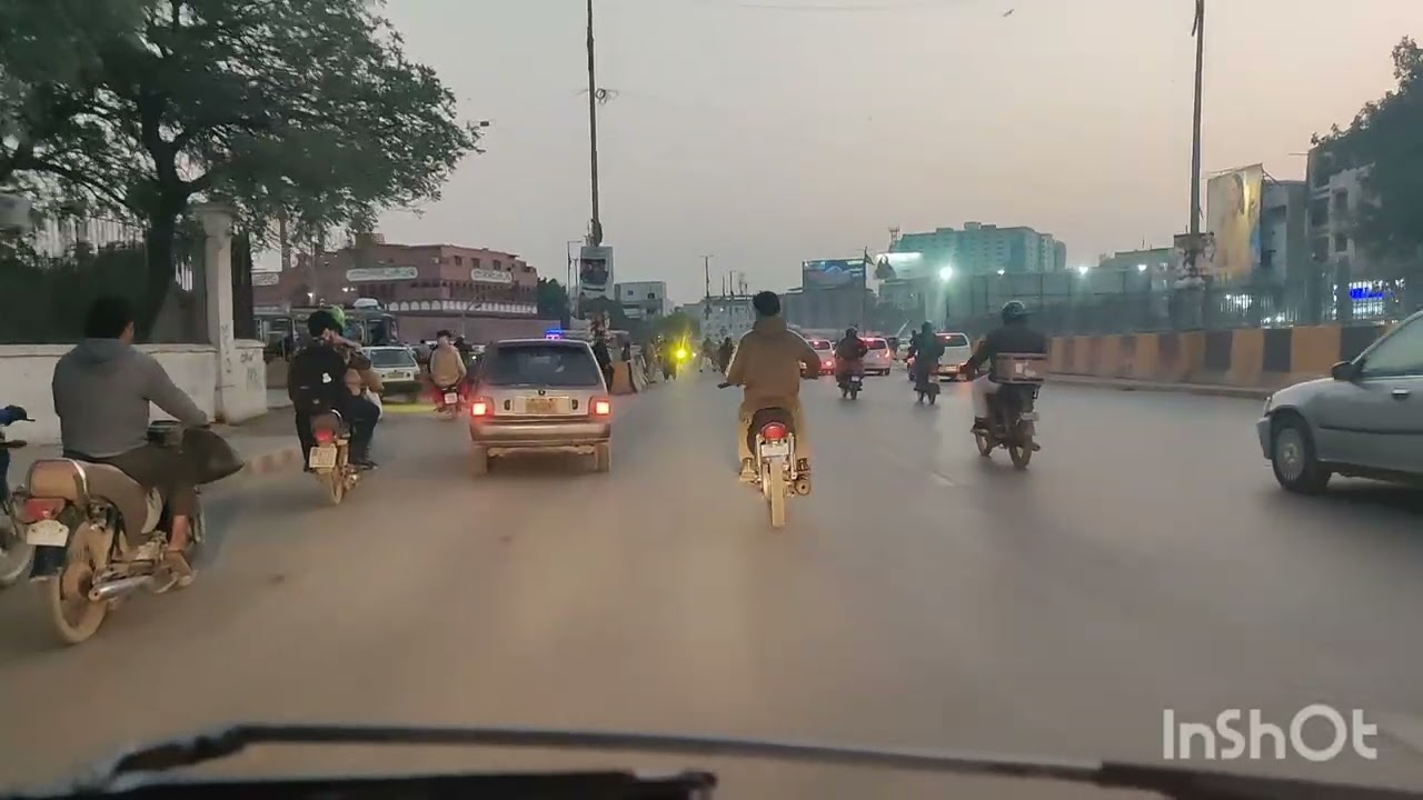 Tariq road gye aj dehkye Pura vlog ❤️👍#foryou 