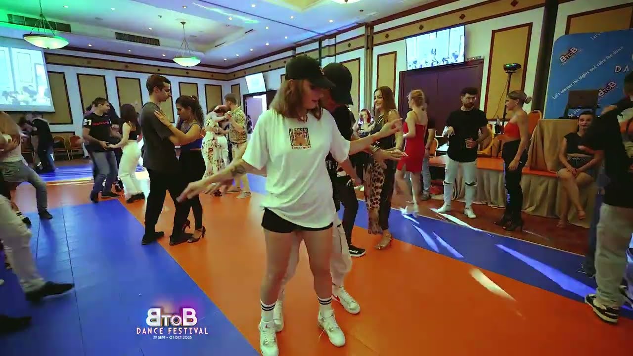 Marius G. & Elena bachata social dance @BtoBBachataDanceFestival 28 Sep - 1 Oct 2023
