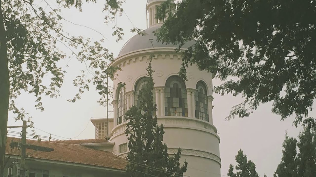 LIVE WITH AURORA: STORIES