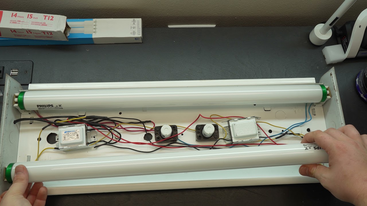 2ft 2 Lamp Preheat Fluorescent Wraparound Light Fixture