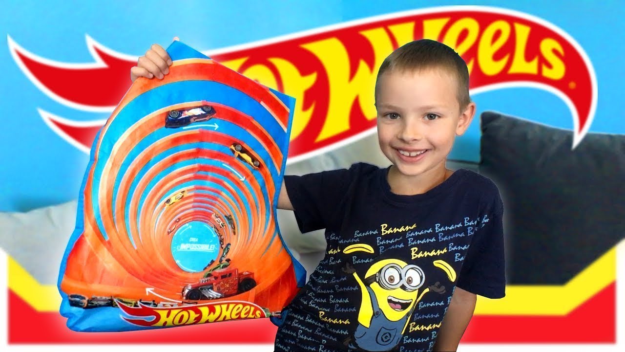 Tajemnicza paczka Hot Wheels!