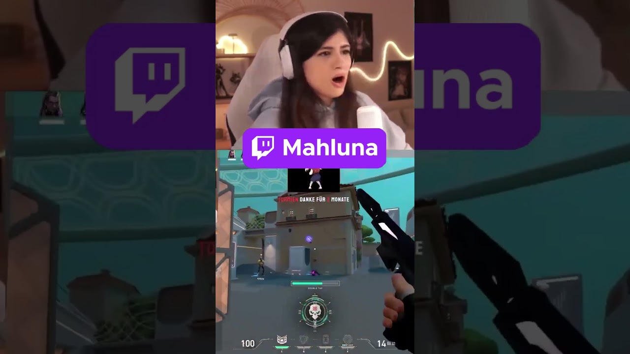 Smooth #mahluna #shorts #streamerwitch #gaming #clips #entertainment