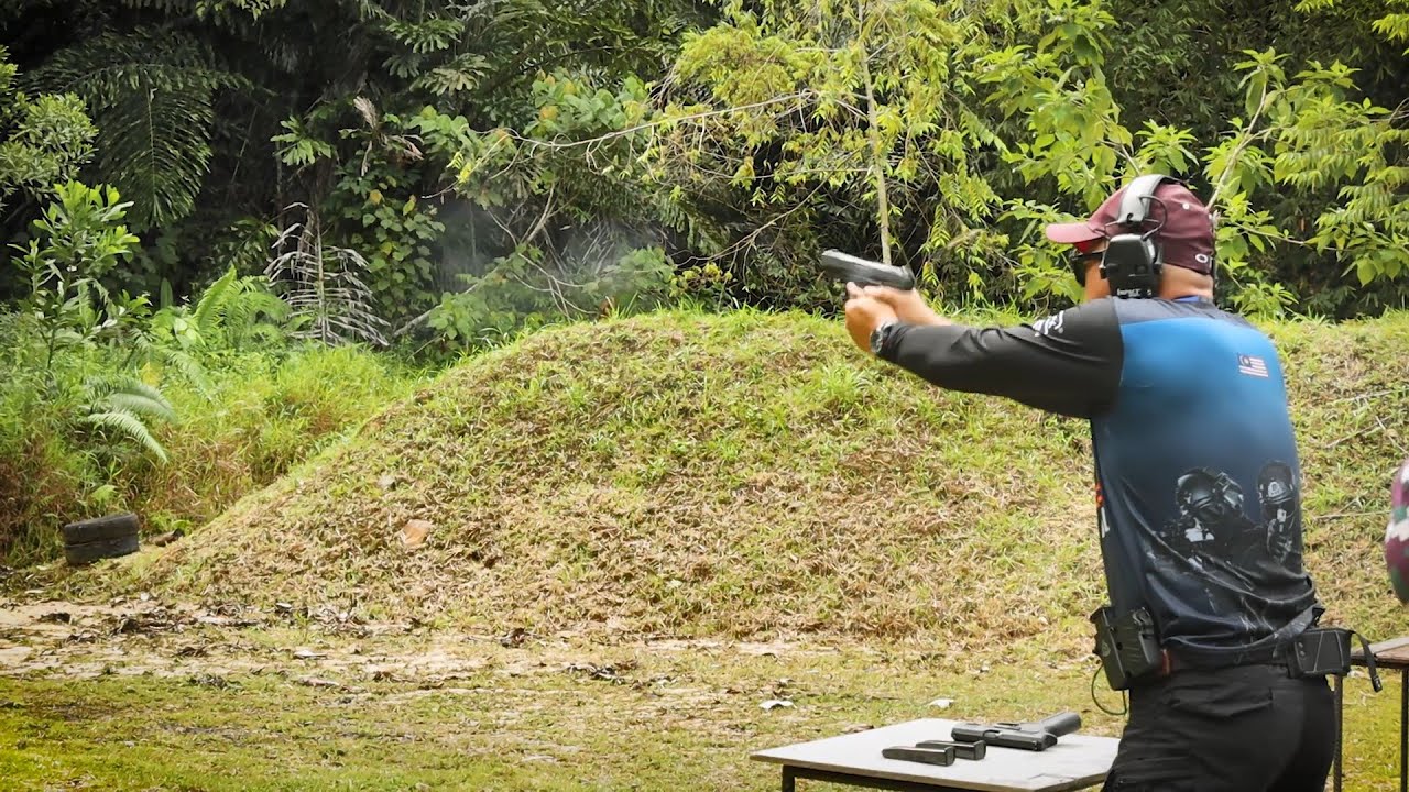 LATIHAN MENEMBAK PEMEGANG LESEN SENJATA 2021 - Securido Guard Services