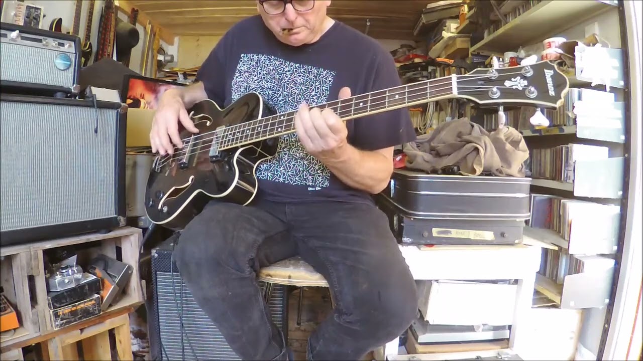 Ibanez AFB200 Bass 2020-ish