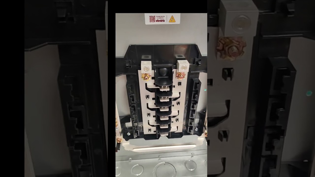 PARTES DE UN TABLERO DE DISTRIBUCIÓN 240V 