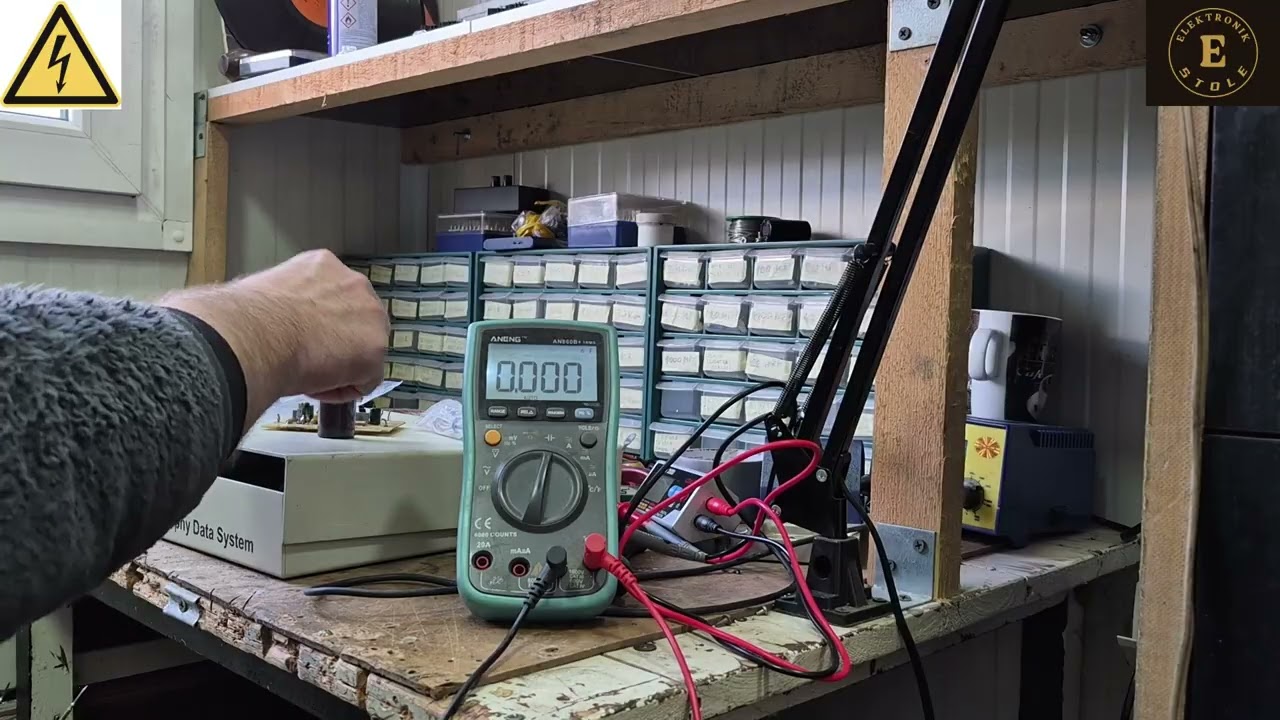 Mali digitalni unimer PRECIZAN ko puška