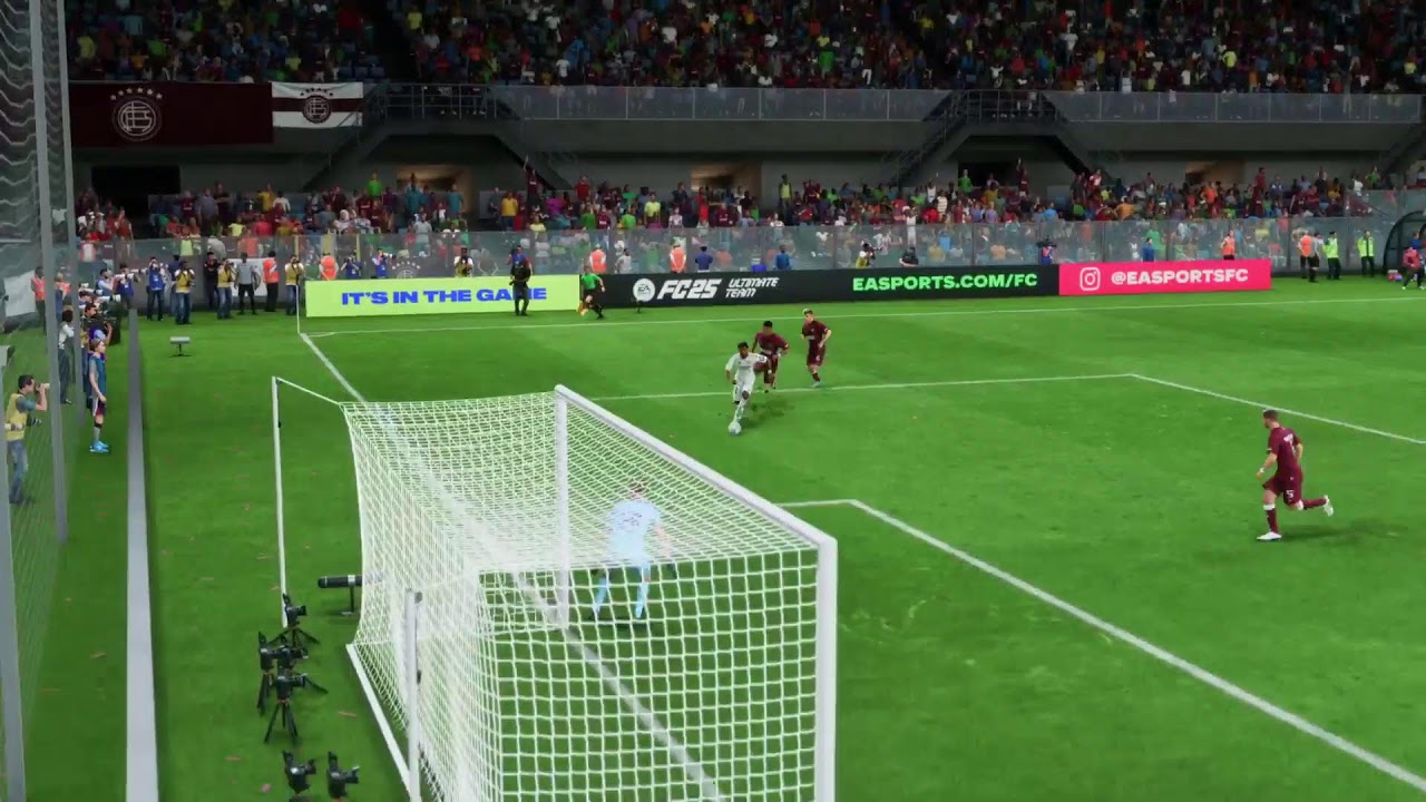 Real Madrid VS Lanus Gameplay FC25 PS5
