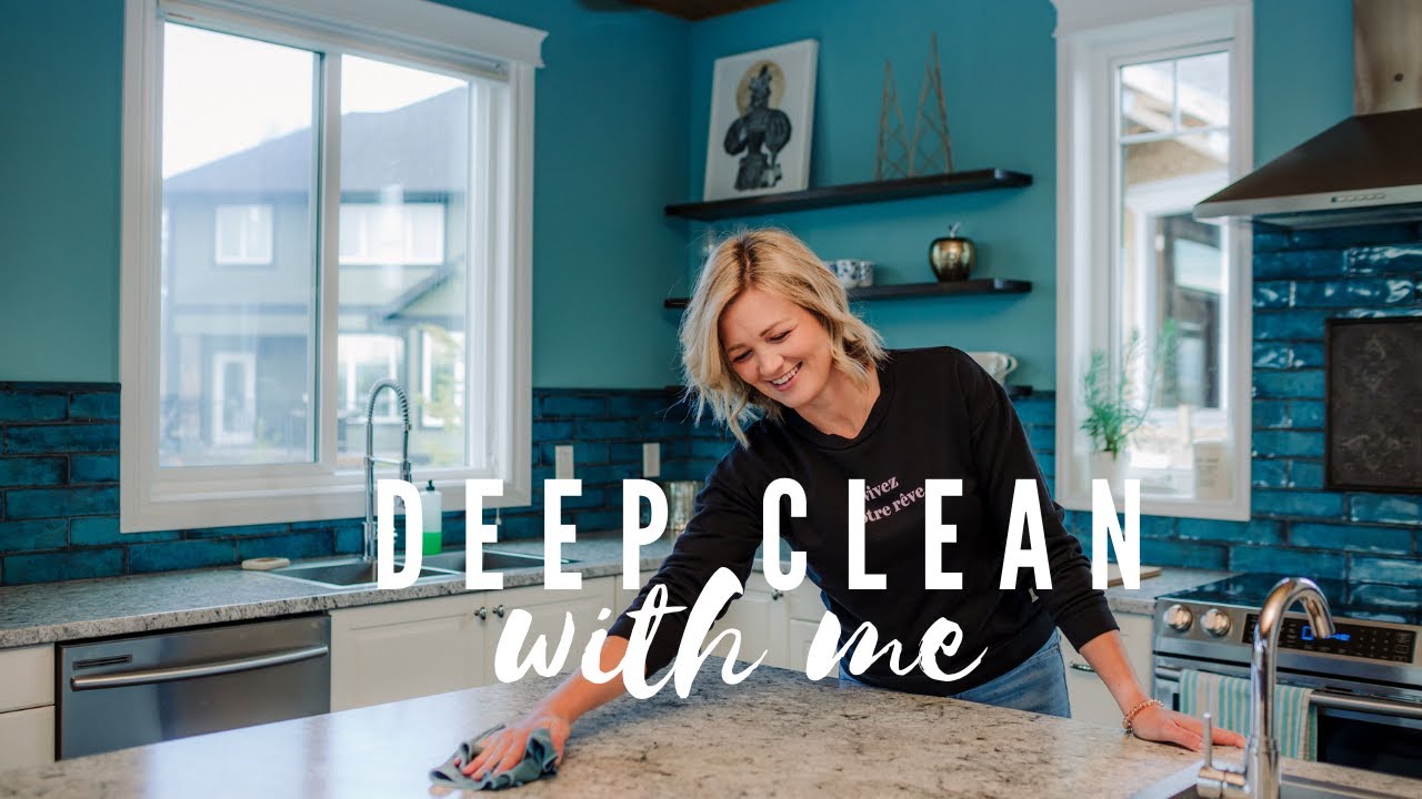 POST-CHRISTMAS KITCHEN DEEP CLEAN!