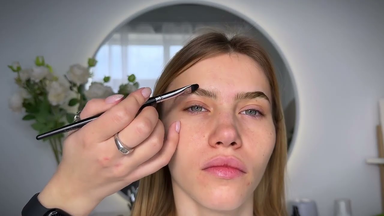НАТУРАЛЬНОЕ ОКРАШИВАНИЕ НА СУХОМ КРАСИТЕЛЕ L'BROW PROFESSIONAL