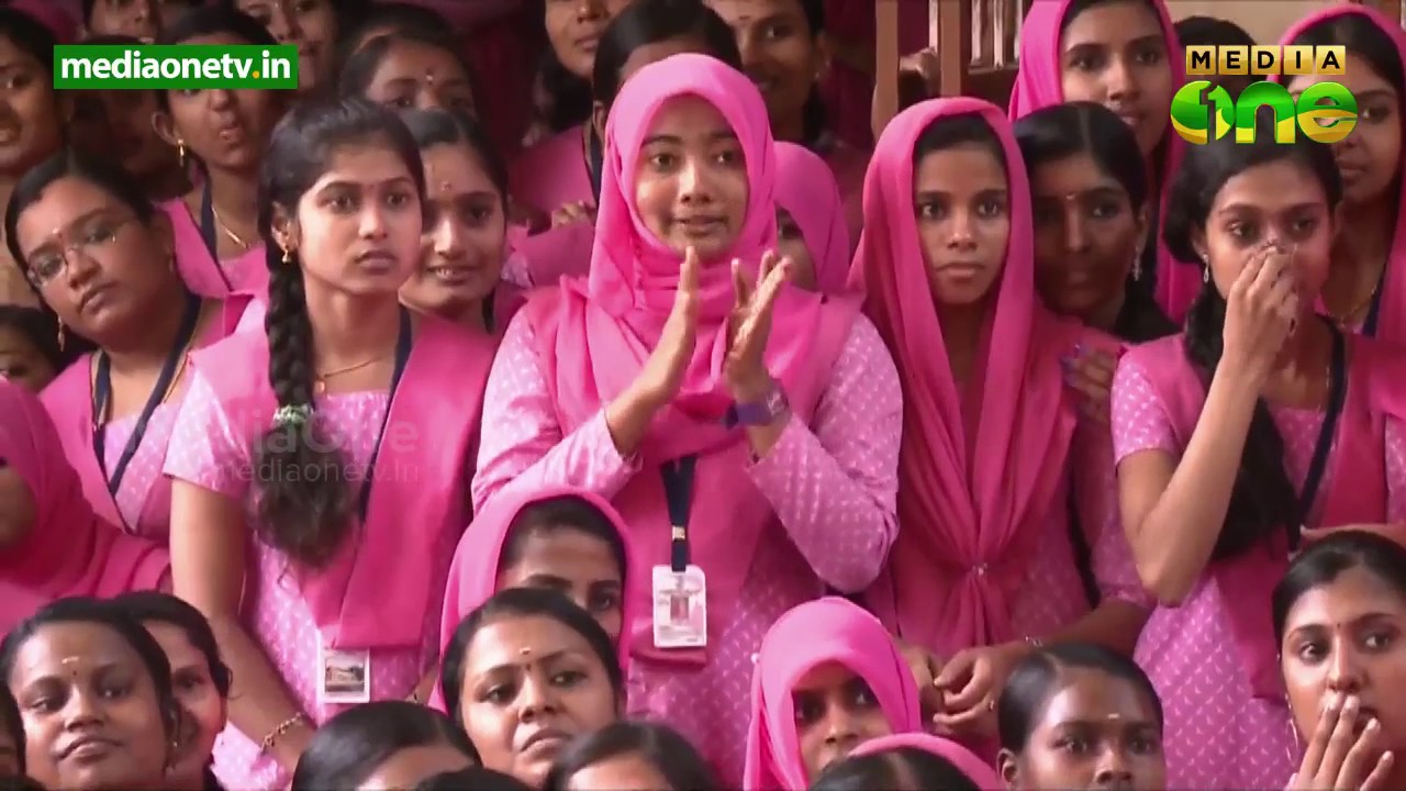 college students  donate hair for cancer patients in palakkad