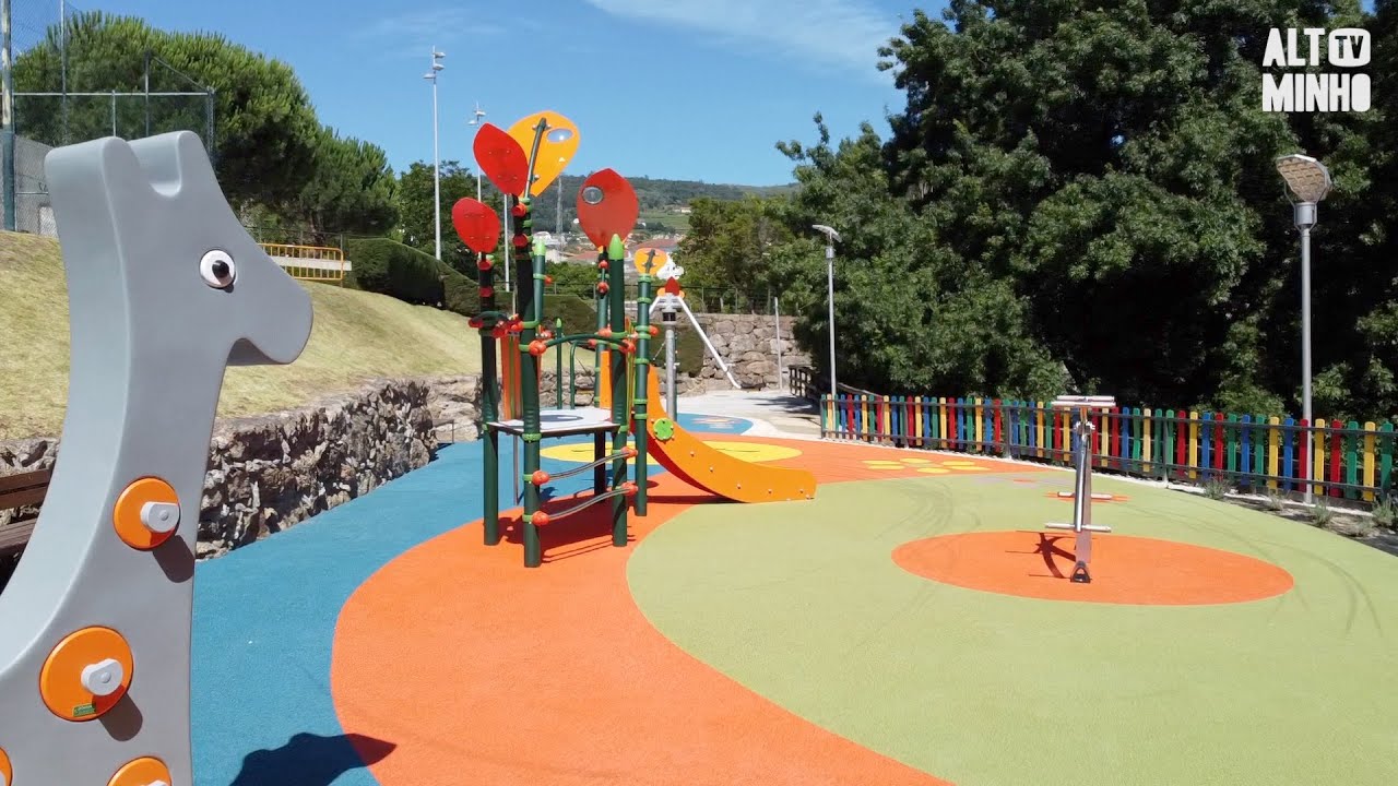 Melgaço inaugura rua e parque infantil requalificados | Altominho TV