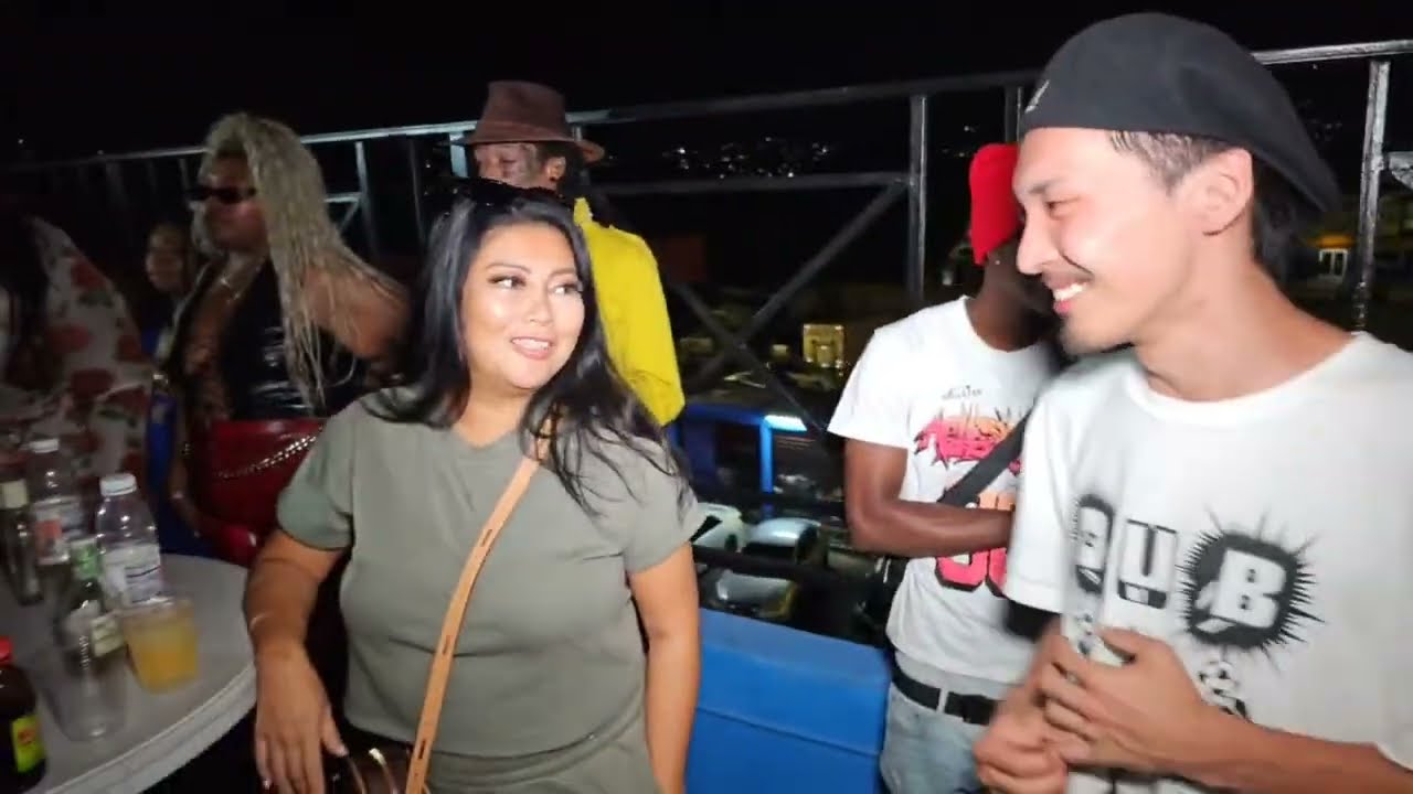 ZIP IT UP MONDAYS LIVE DANCEHALL PARTY Video Face Dancehall Music and Entertainment is live!