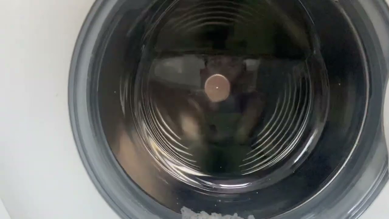 washing clothes 