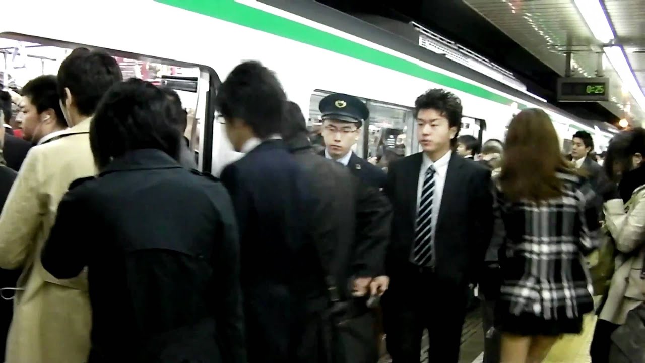 【HD】平日朝ラッシュ@千代田線北千住駅①(綾瀬始発Ver.)