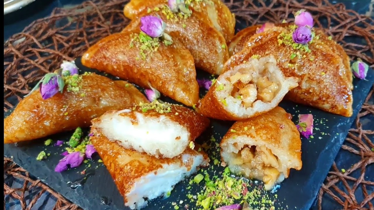 Atayef Pancakes - qatayef Rezept - arabische Pfannkuchen mit Walnuss & Ashta