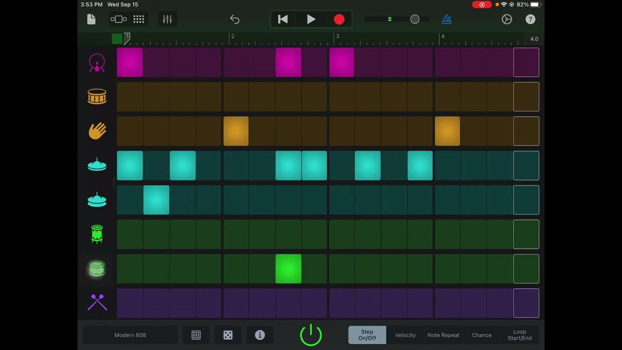 GarageBand for the iPad: Making Drum Beat with Beat Sequencer