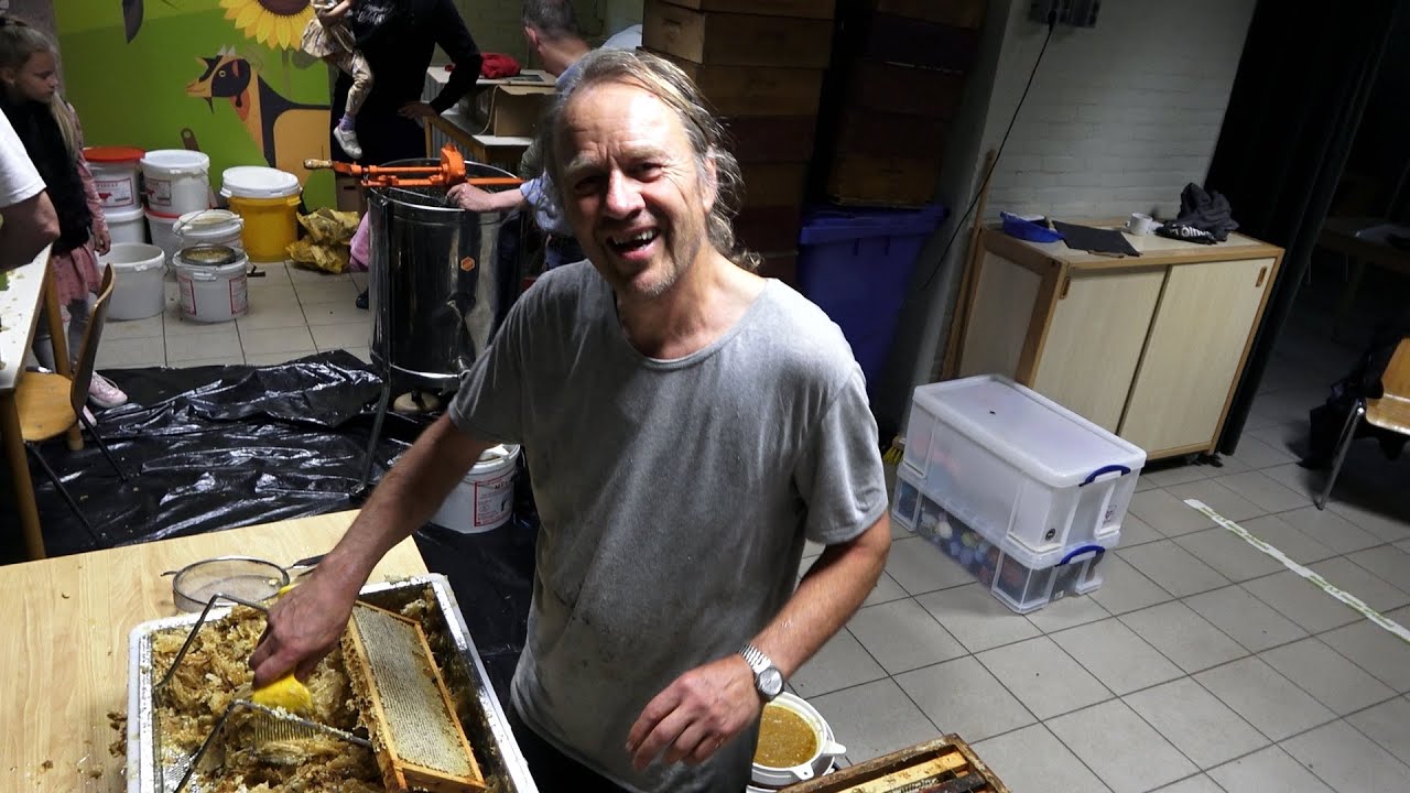 TV Charlois - Honing slingeren op de Molenwei