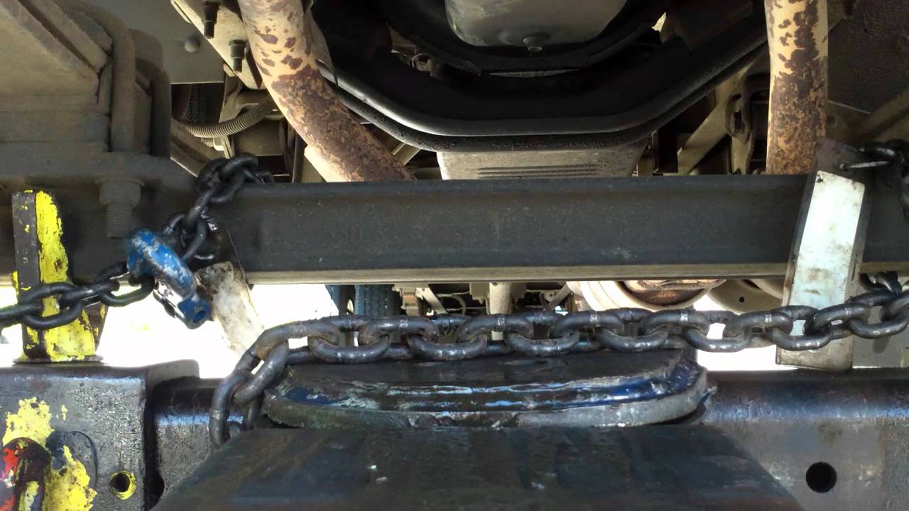 here's how to hook up with a Class C tow truck-1/1