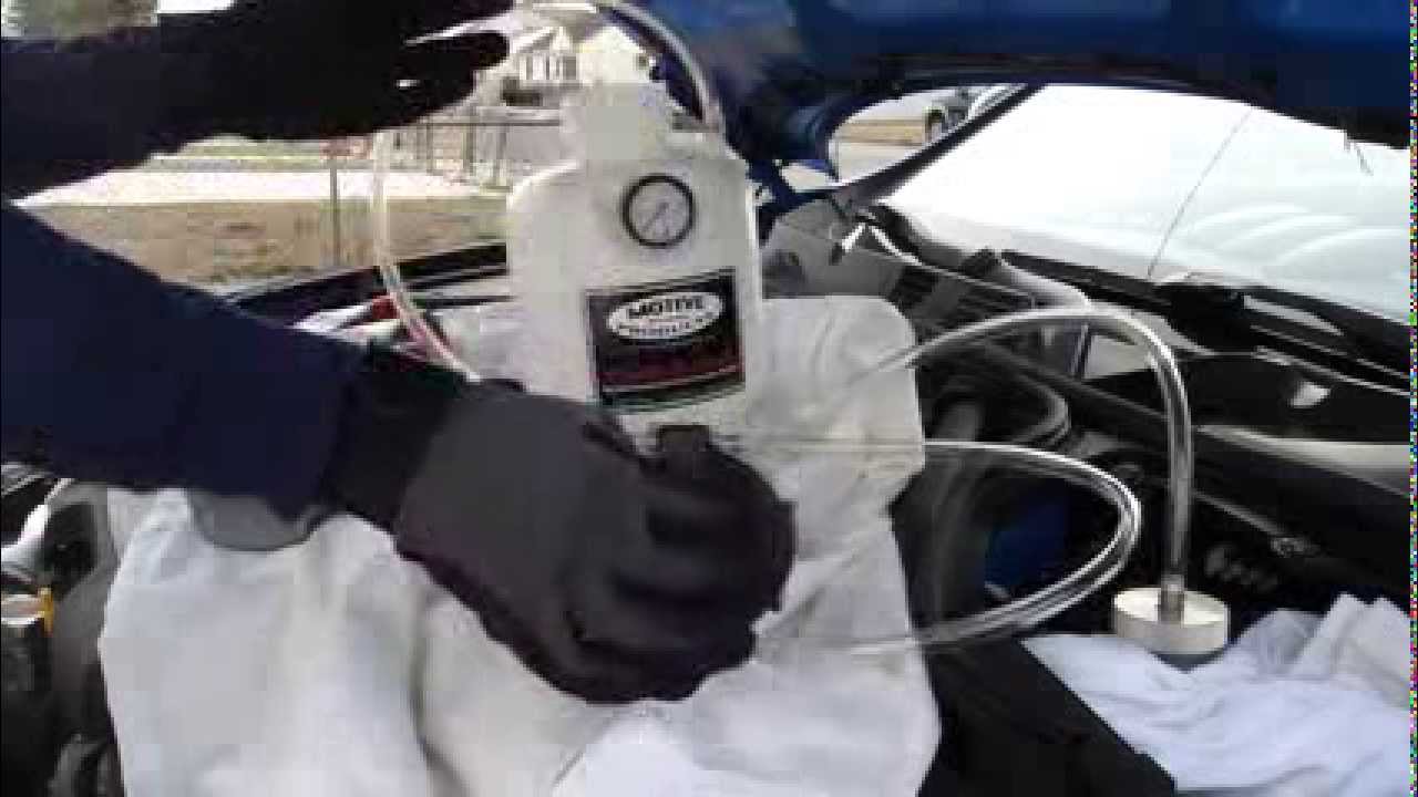 How to Bleed your Nissan 370Z Brakes using Motive Bleeder 0117
